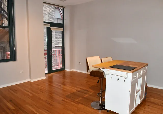5th image of 208 W Washington St #1403, Chicago, IL 60606 | MLS# 12600927