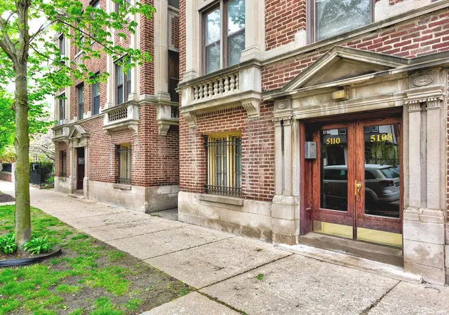 Homes for sale in Chicago, IL | 5108 S Woodlawn Ave #3G, Chicago, IL 60615 | MLS# 12600942