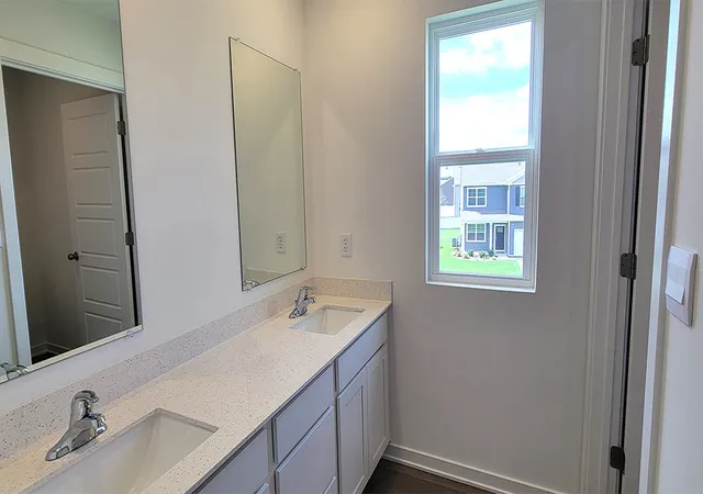 14th image of 572 Revere St, Burlington, WI 53105 | MLS# 12601254