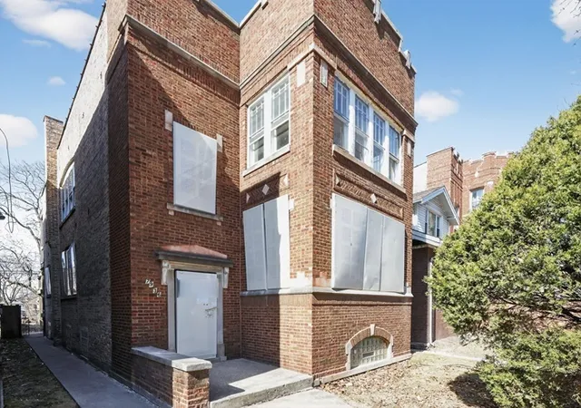 2nd image of 7936 S Vernon Ave, Chicago, IL 60619 | MLS# 12601364