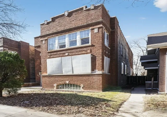 3rd image of 7936 S Vernon Ave, Chicago, IL 60619 | MLS# 12601364