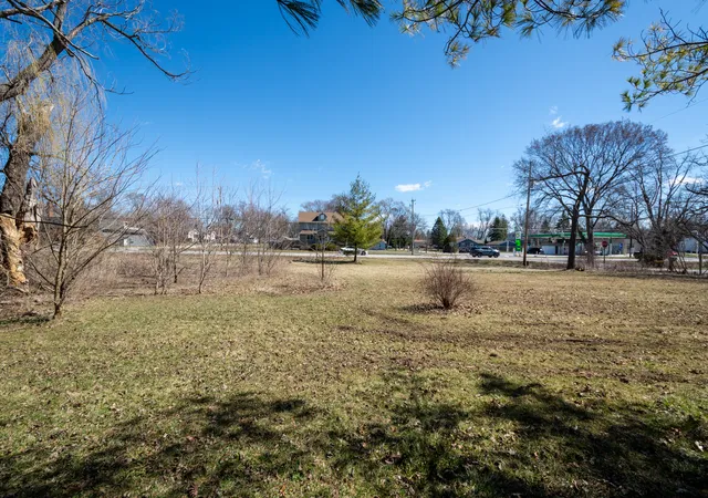 3rd image of 12416 Antioch Rd, Salem, WI 53179 | MLS# 12601386
