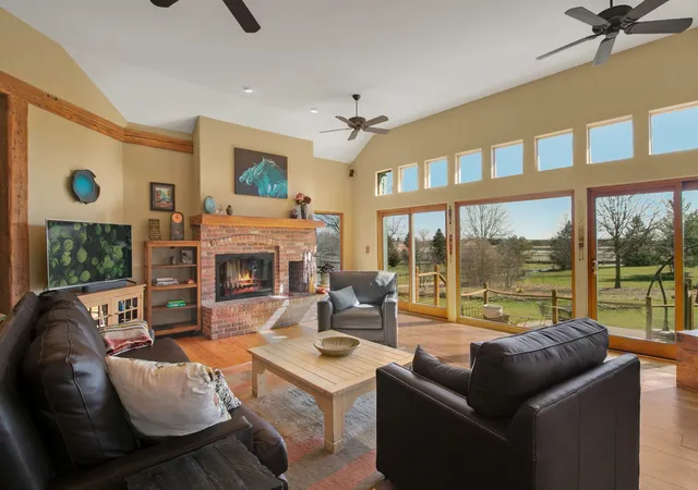Homes for sale in Geneva, IL | 859 Old Kirk Rd, Geneva, IL 60134 | MLS# 12602696