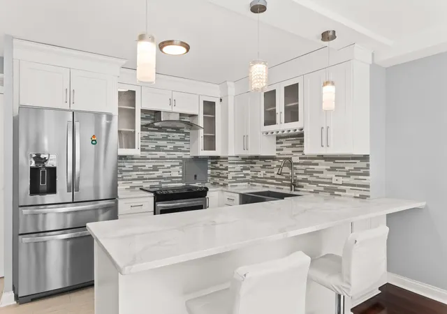 Homes for sale in Chicago, IL | 3600 N Lake Shore Dr #2205, Chicago, IL 60613 | MLS# 12602751
