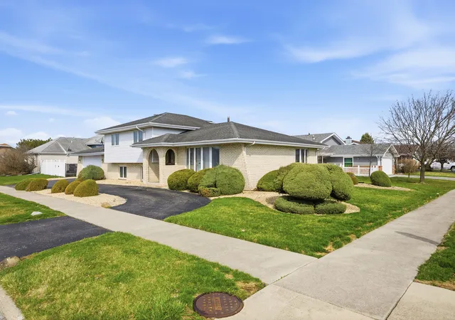 14th image of 20152 Juniper Ave, Lynwood, IL 60411 | MLS# 12602778