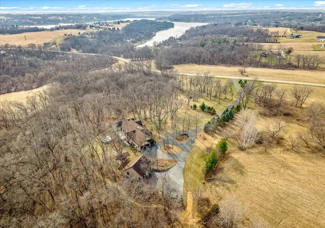 Photo 3 of Single family home for sale at 24 114 Lake Carroll Blvd, Lanark, IL 61046 | MLS# 12602818 | Listing updated on 2026-07-05