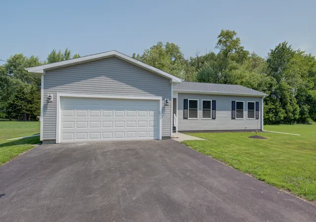 Photo 1 of Single family home for sale at 394 W 3rd Street, Braidwood, IL 60408 | MLS# 12602834 | Listing updated on 2026-05-07