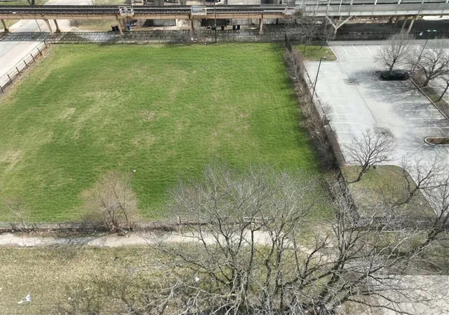 Homes for sale in Chicago, IL | 5415 S Prairie Ave, Chicago, IL 60615 | MLS# 12603145