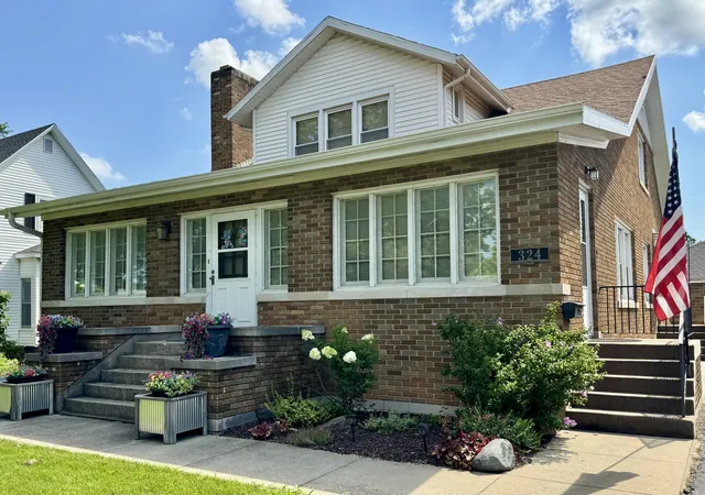 Photo 1 of Single family home for sale at 324 S Sangamon Ave, Gibson City, IL 60936 | MLS# 12603229 | Listing updated on 2026-09-14
