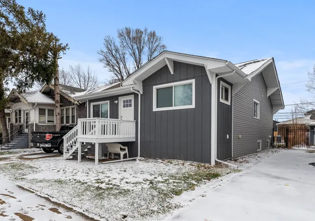 2nd image of 319 156th Pl, Calumet City, IL 60409 | MLS# 12603269