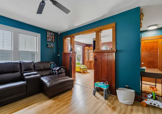 Homes for sale in Moline, IL | 937 25Th St, Moline, IL 61265 | MLS# 12603448