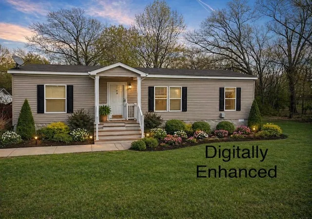 Photo 3 of Single family home for sale at 344 Seba St, Hurst, IL 62949 | MLS# 12603670 | Listing updated on 2026-09-25