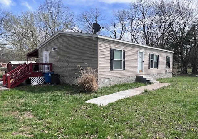 Photo 4 of Single family home for sale at 344 Seba St, Hurst, IL 62949 | MLS# 12603670 | Listing updated on 2026-09-25