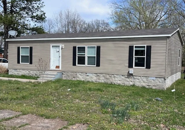Photo 2 of Single family home for sale at 344 Seba St, Hurst, IL 62949 | MLS# 12603670 | Listing updated on 2026-08-25