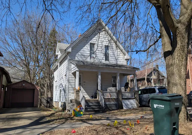 Photo 1 of Single family home for sale at 309 S Coler Ave, Urbana, IL 61801 | MLS# 12603714 | Listing updated on 2026-09-15