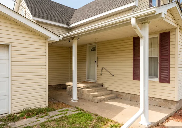 4th image of 15016 Harmony Church Rd, West Frankfort, IL 62896 | MLS# 12603882