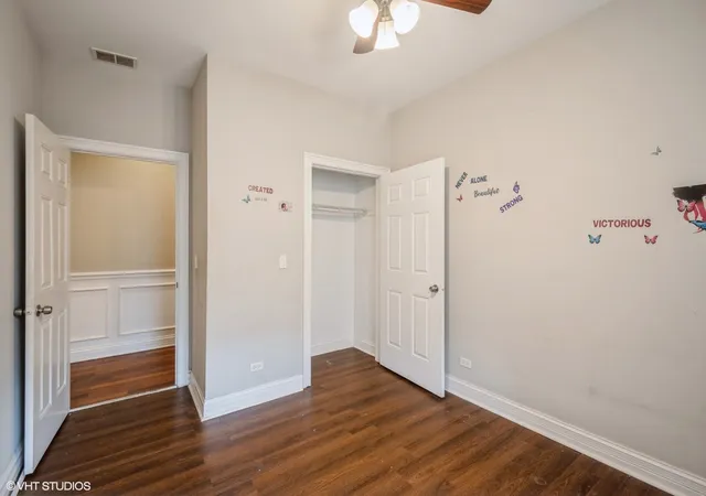 2nd image of 7018 S Paxton Ave, Chicago, IL 60649
