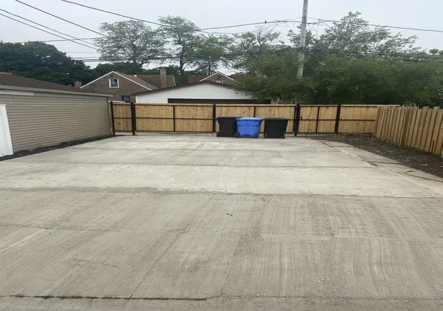 Photo 4 of Single family home for sale at 835 E 87th Street, Chicago, IL 60619 | MLS# 12604231 | Listing updated on 2026-04-09