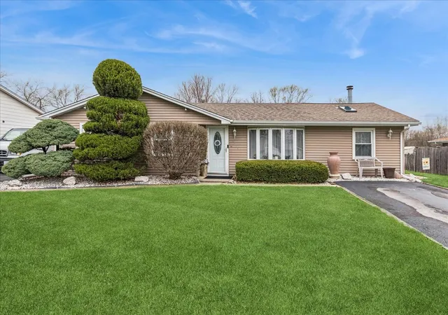 Photo 1 of Single family home for sale at 19216 John Kirkham Dr, Romeoville, IL 60446 | MLS# 12604255 | Listing updated on 2026-09-26
