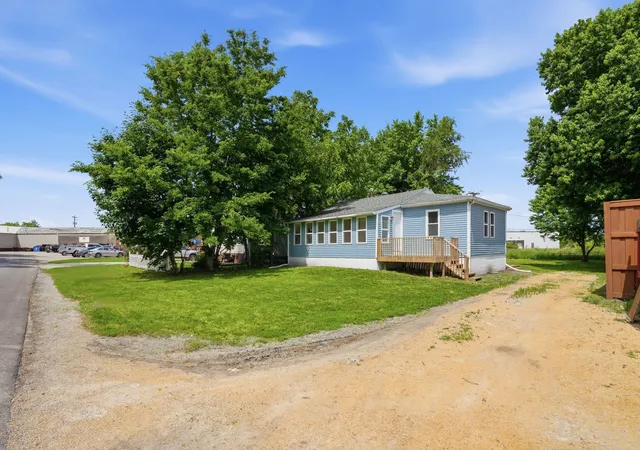 Homes for sale in Milan, IL | 635 8th Ave W, Milan, IL 61264 | MLS# 12604451