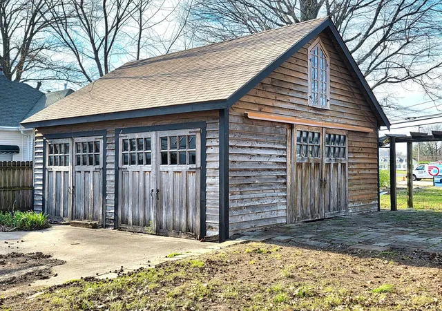 4th image of 102 W 3Rd St, Flora, IL 62839 | MLS# 12604728