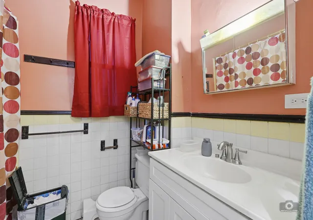5th image of 2144 Dewey Ave, Evanston, IL 60201 | MLS# 12604746