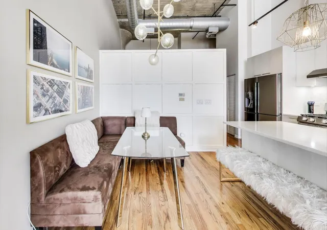 Homes for sale in Chicago, IL | 758 N Larrabee St #509, Chicago, IL 60654 | MLS# 12605059