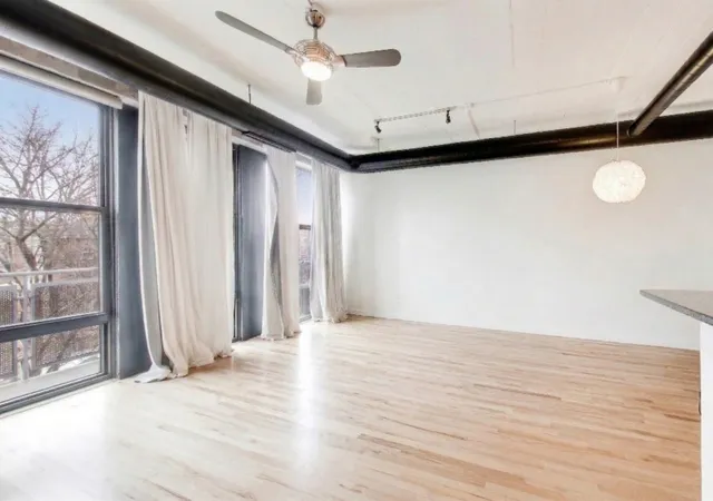 5th image of 1069 W 14Th Pl #228, Chicago, IL 60608 | MLS# 12605072