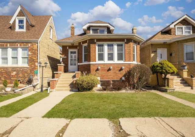 Homes for sale in Chicago, IL | 6120 W School St, Chicago, IL 60634 | MLS# 12605245