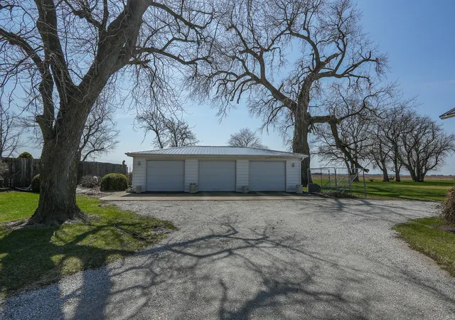 Homes for sale in Manteno, IL | 11526 N 3500W Rd, Manteno, IL 60950 | MLS# 12605372