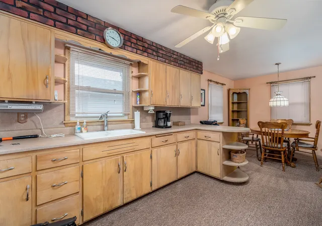Homes for sale in Streator, IL | 1015 S Park St, Streator, IL 61364 | MLS# 12605489