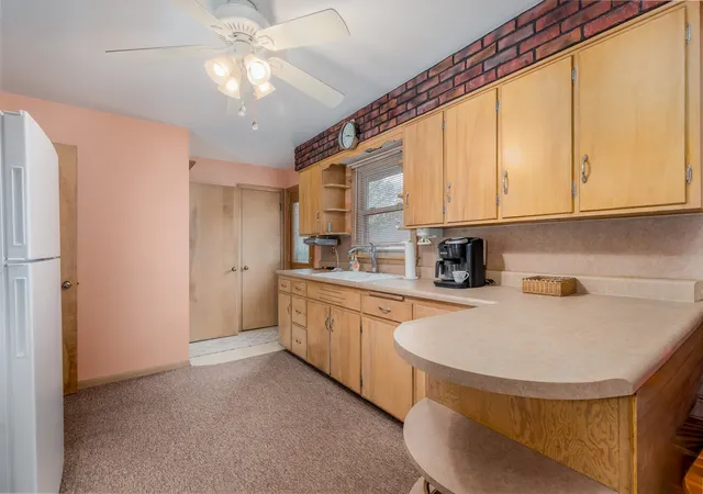 Homes for sale in Streator, IL | 1015 S Park St, Streator, IL 61364 | MLS# 12605489