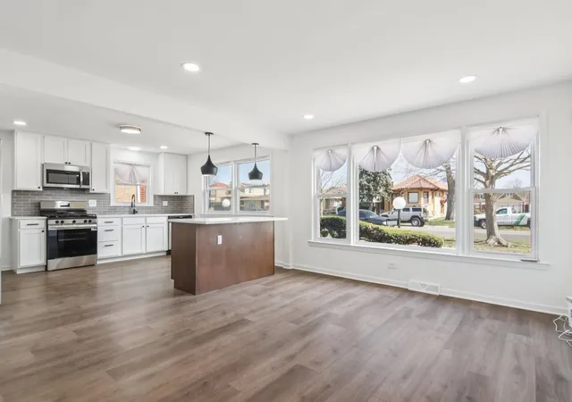 Photo 4 of Sale Pending at 8630 S Indiana Ave, Chicago, IL 60619 | MLS# 12605751 | Listing updated on 2026-08-08
