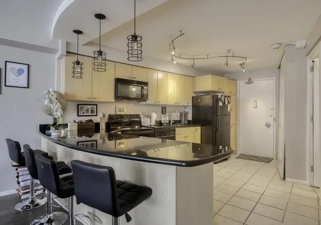 Homes for sale in Chicago, IL | 300 N State St #2535, Chicago, IL 60654 | MLS# 12605990