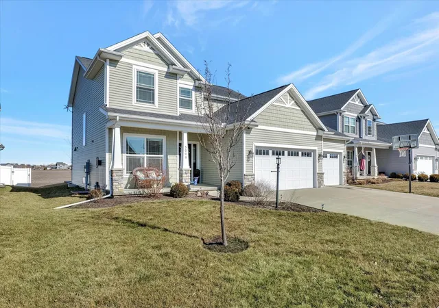 Homes for sale in Champaign, IL | 5006 Emmas Wy, Champaign, IL 61822 | MLS# 12606190