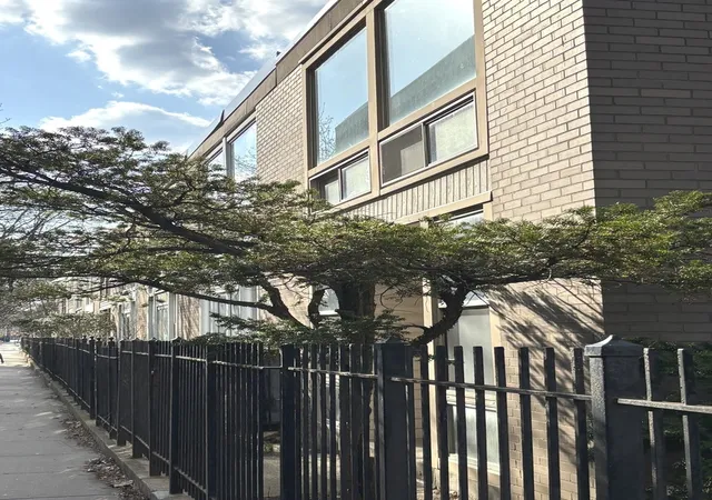 Homes for sale in Chicago, IL | 1428 E 55th St, Chicago, IL 60615 | MLS# 12606397
