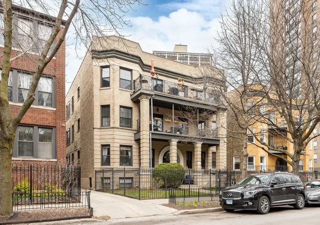 1st image of 842 W Belle Plaine Ave #GW, Chicago, IL 60613 | MLS# 12606872