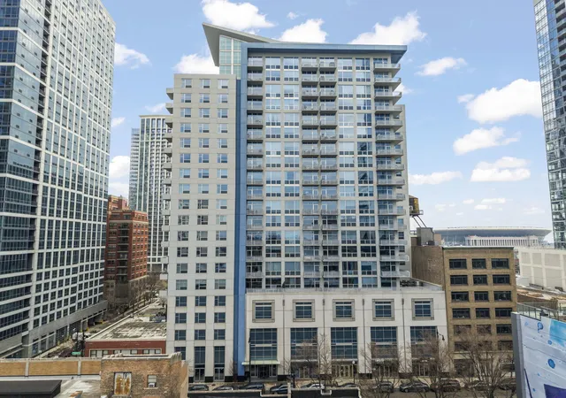 Homes for sale in Chicago, IL | 1305 S Michigan Ave, Chicago, IL 60605