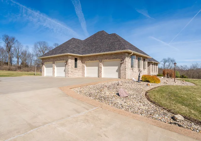 Homes for sale in Port Byron, IL | 21927 71St Ave N, Port Byron, IL 61275 | MLS# 12607414