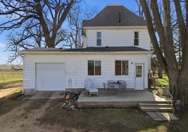 Homes for sale in Polo, IL | 2812 S Brookville Rd, Polo, IL 61064 | MLS# 12607499