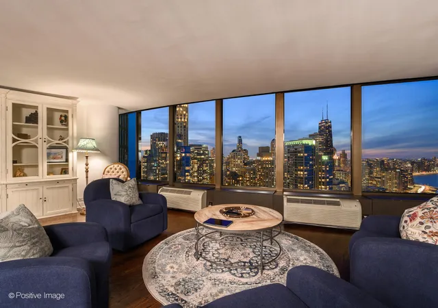 3rd image of 505 N Lake Shore Dr #4901-12, Chicago, IL 60611 | MLS# 12607858
