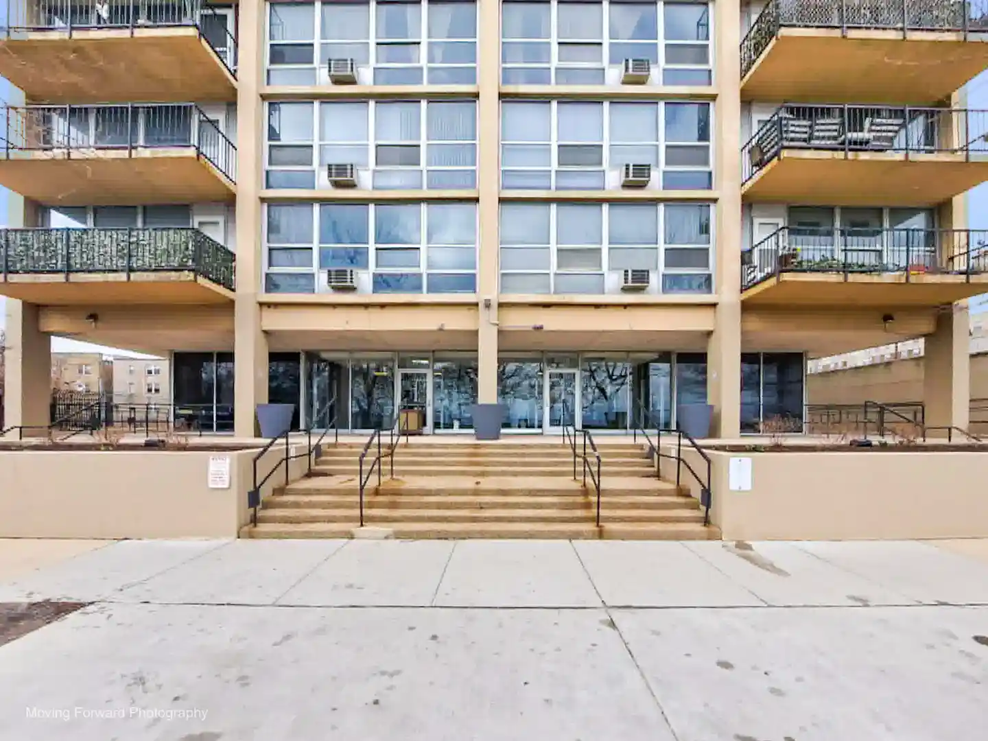 Listing Photo 2 - Condo for sale in 6730 S S Shore Dr located at 6730 S S Shore Dr, Chicago, IL 60649 - Unit #1504