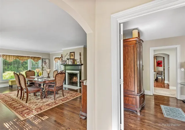 Photo 4 of Single family home for sale at 240 S Mchenry Ave, Crystal Lake, IL 60014 | MLS# 12608111 | Listing updated on 2026-06-24
