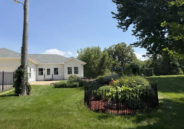 2nd image of 18760 Hillside Rd, Morrison, IL 61270 | MLS# 12608129