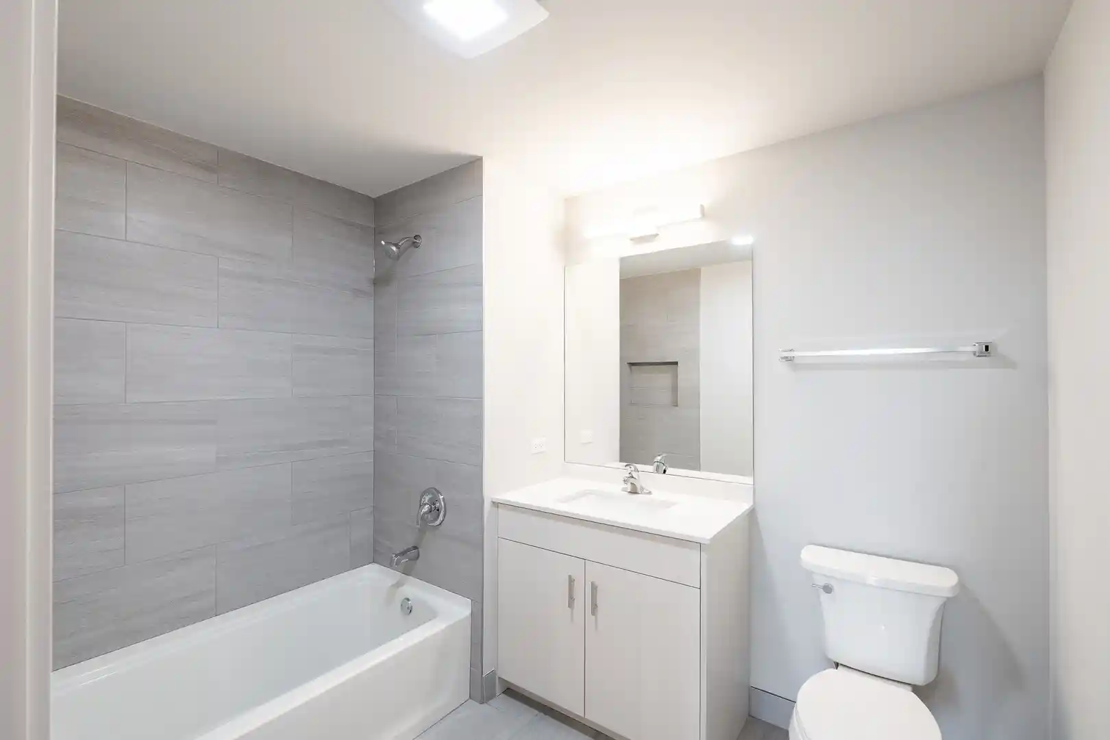Listing Photo 11 - Condo for sale in 3188 S Archer Ave located at 3188 S Archer Ave, Chicago, IL 60608 - Unit #301