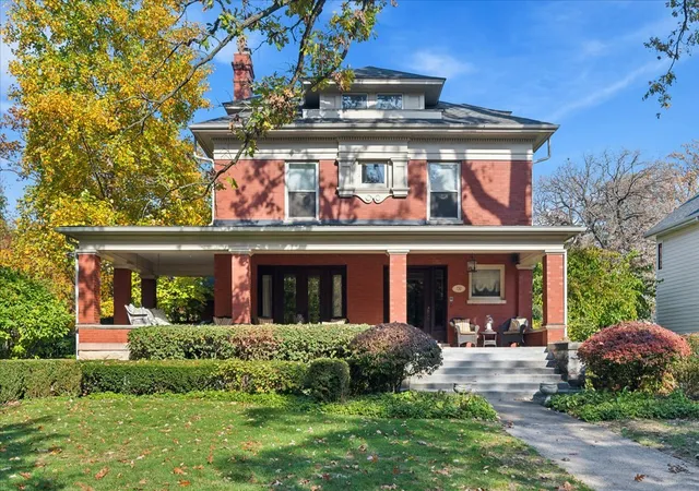 1st image of 730 Lake Ave, Wilmette, IL 60091 | MLS# 12608492