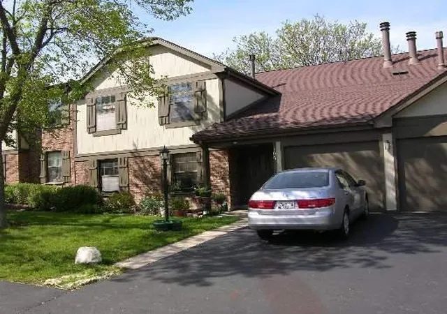 Homes for sale in Wheeling, IL | 1166 Northbury Ln #C2, Wheeling, IL 60090 | MLS# 12608642