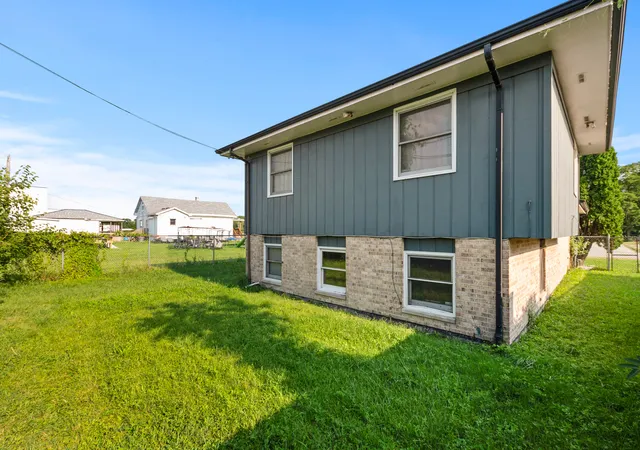 24th image of 928 E 153rd St, Phoenix, IL 60426 | MLS# 12608821