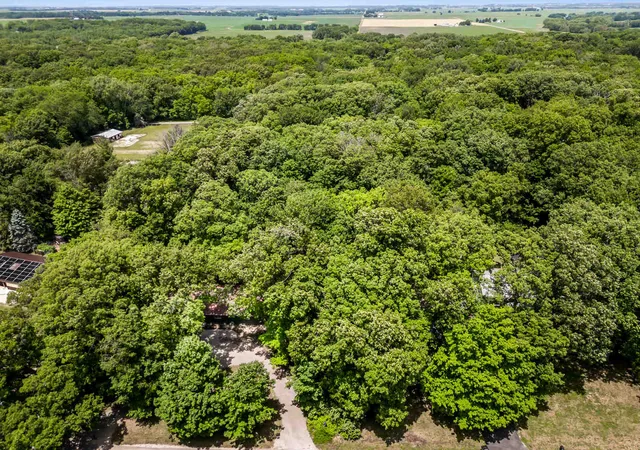 Homes for sale in Heyworth, IL | 16718 E 400 North Rd, Heyworth, IL 61745 | MLS# 12609200