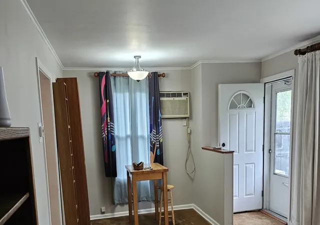 2nd image of 124 Peach St, Park Forest, IL 60466 | MLS# 12609233